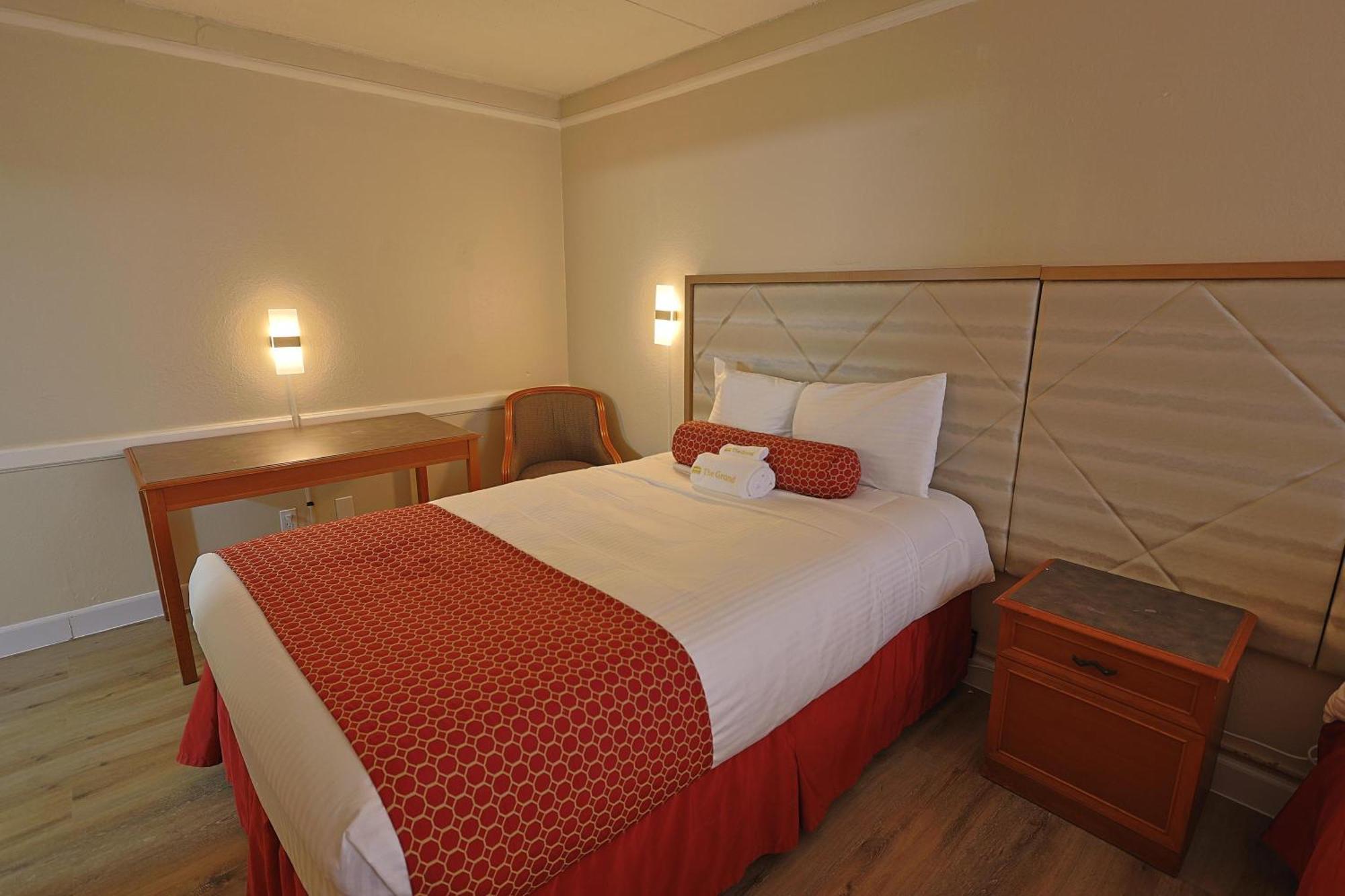 The Grand By Capital O Texarkana I-30 Екстер'єр фото
