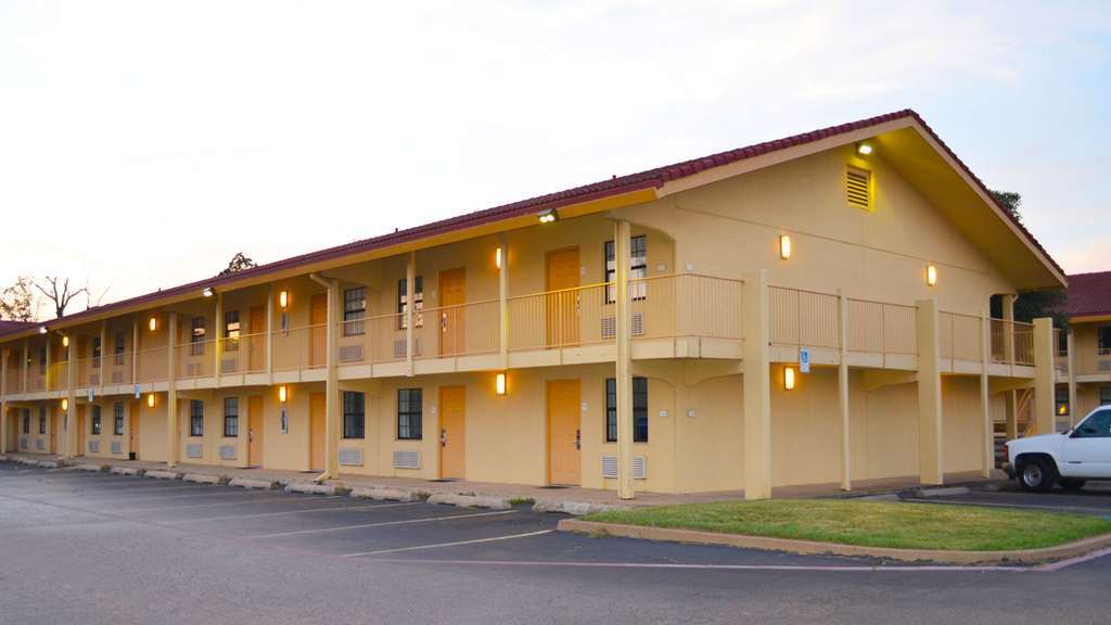 The Grand By Capital O Texarkana I-30 Екстер'єр фото